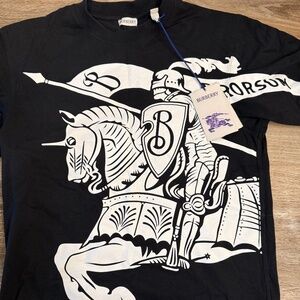 Burberry Tshirt